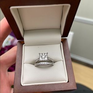 14K White Gold bridal set ring